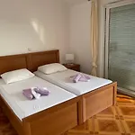 Studio Bagaric Apartamento